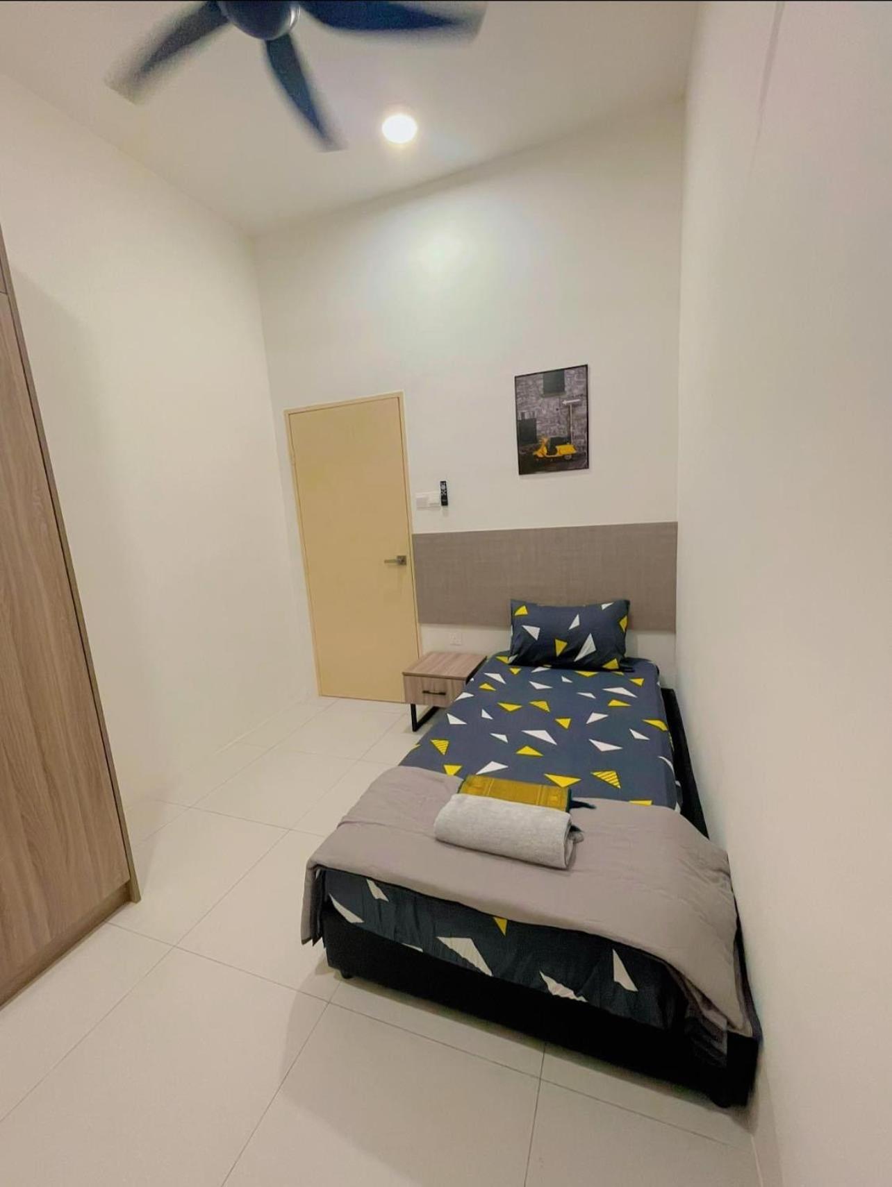 Hidden Plan Homestay Kepala Batas  Luaran gambar